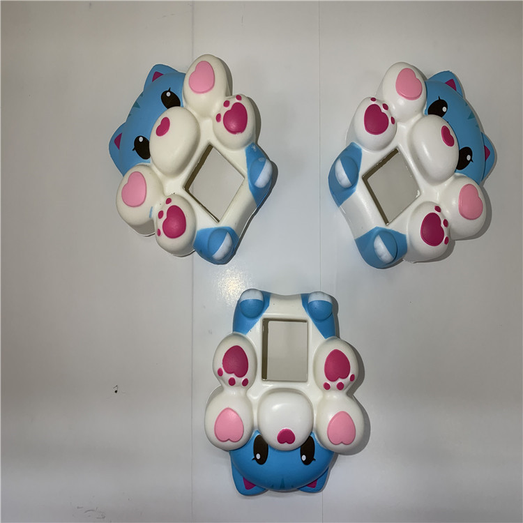 慢回彈娃娃掛件