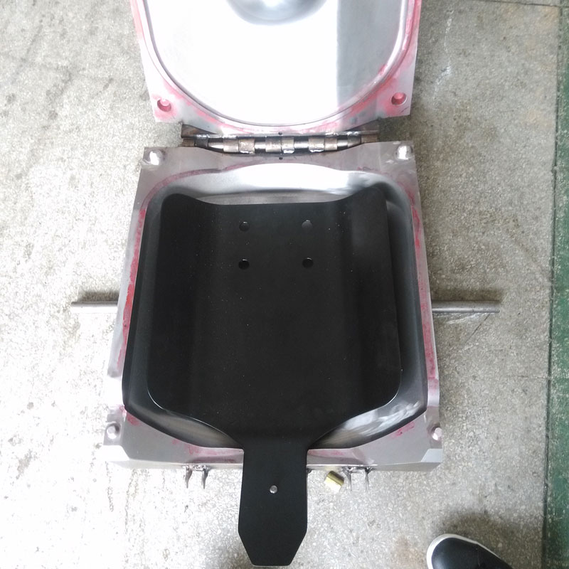 自結皮頭枕碳纖維預埋件